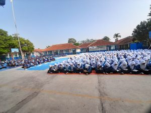 KREATIVITAS POSTER P5